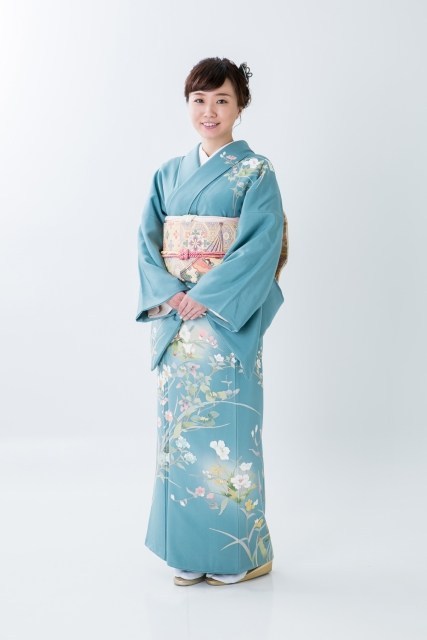 Women's Traditional Dress Kimono | Japan Avenue