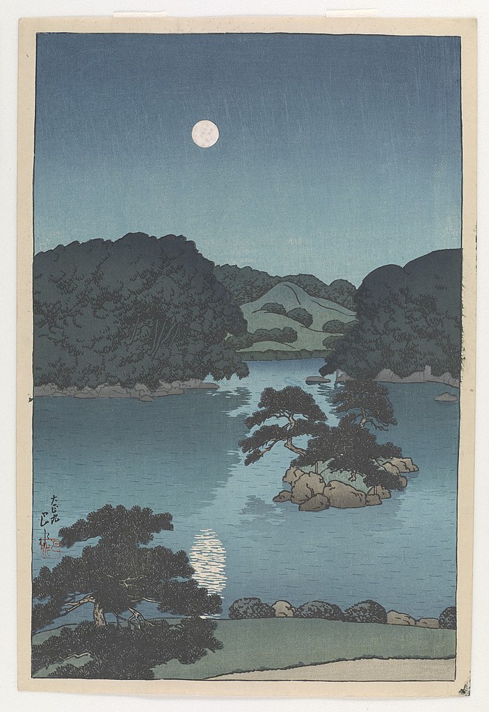 4. Moonlit night at Daisensui Pond